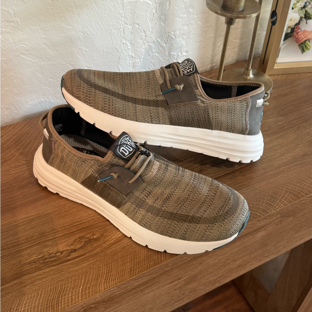 MENS HEY DUDE SLIP ON SHOES/BROWN/SIZE12